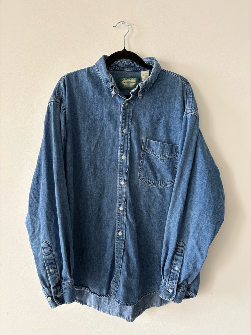 XL St. John's Bay Vintage Indigo Denim Button Down Shirt 100% Cotton
